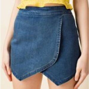 Stylish Blue Denim Skort